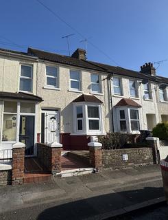 3 bedroom terraced house to rent, Hastings Avenue, Margate, CT9