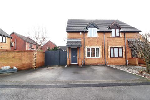 3 bedroom semi-detached house for sale, Fuchsia Drive, Hull