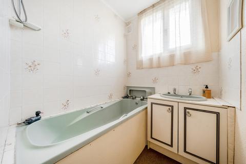 22 Elm Drive, Brockworth, Gloucester, GL3 4DH
