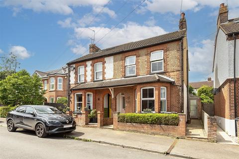 4 bedroom semi-detached house for sale, Coleswood Road, Harpenden