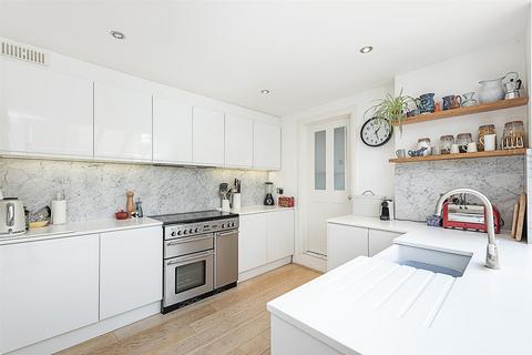 4 bedroom semi-detached house for sale, Coleswood Road, Harpenden