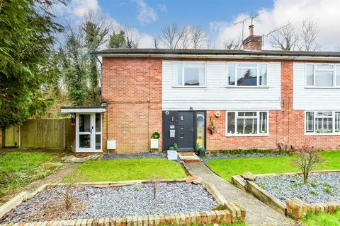 2 bedroom maisonette for sale, Gordons Way, Oxted RH8