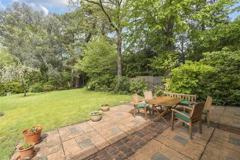 undefined, Park Road, Surrey GU15