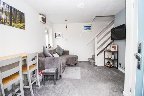 2 bedroom terraced house for sale, Suffolk Avenue, Leigh-On-Sea