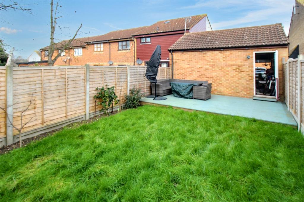 Rear Garden 2.jpg