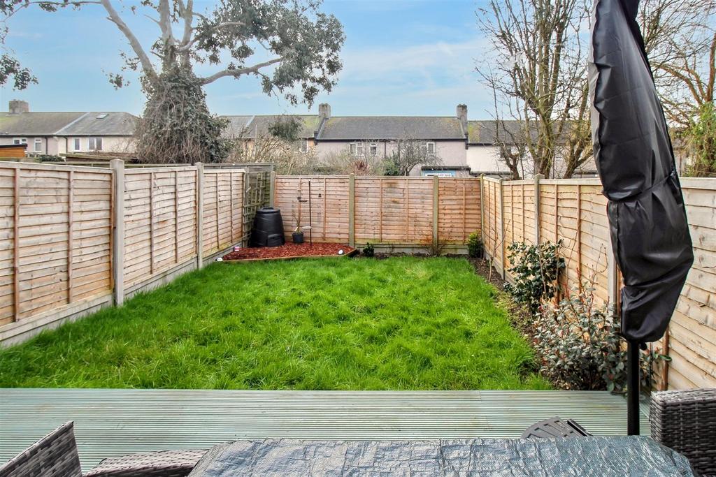 Rear Garden 1.jpg