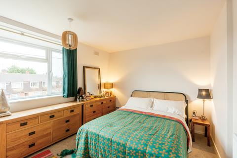 20 Challender Avenue, Bristol, BS10 7AX