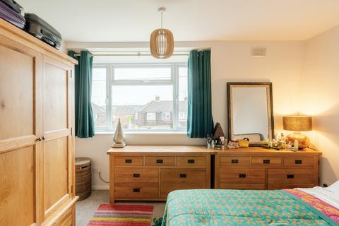 20 Challender Avenue, Bristol, BS10 7AX