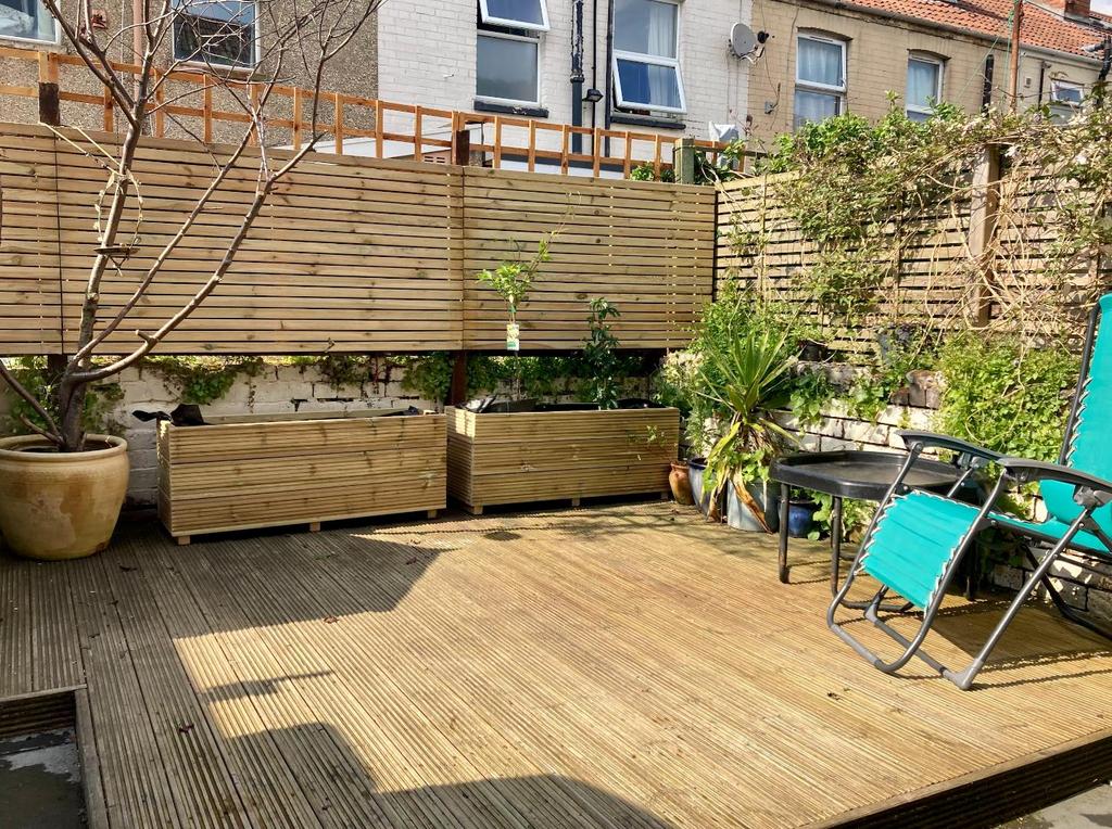 Sunny Garden.png