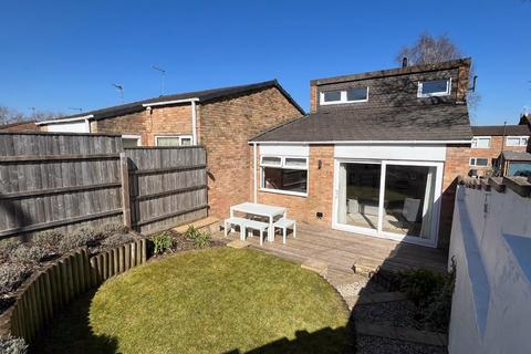 24 Bellevue Close, Bristol, BS15 9UY