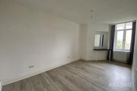 2 bedroom flat to rent, Higher Erith Road, Mount Vernon Higher Erith Road, TQ1