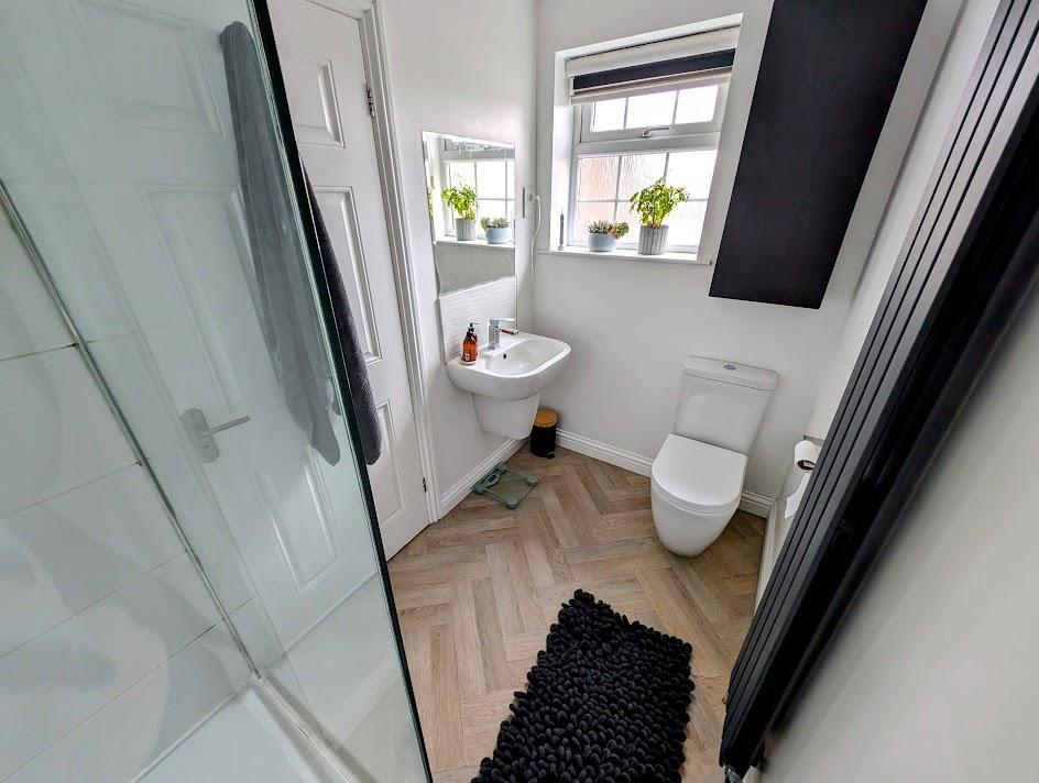 Ensuite a.jpg
