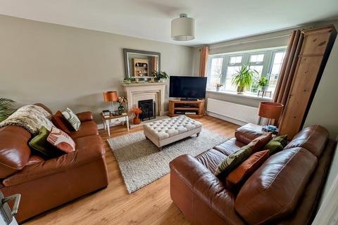 60 Cornwall Crescent, Yate, Bristol, BS37 7RX