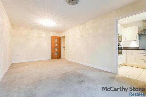 2 bedroom apartment for sale, Parkland Place, Shortmead Street, Biggleswade, Bedfordshire, SG18 0RE
