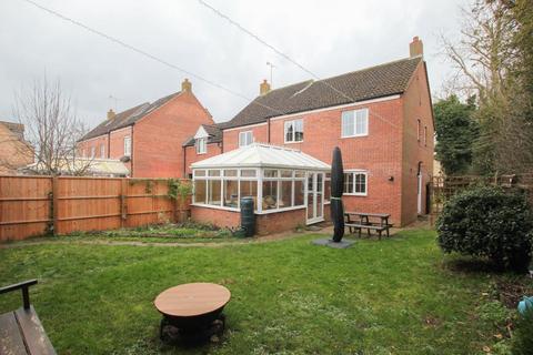 4 bedroom end of terrace house for sale, Fishers Bank, Littleport CB6