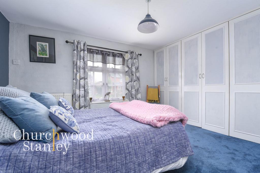 Second bedroom