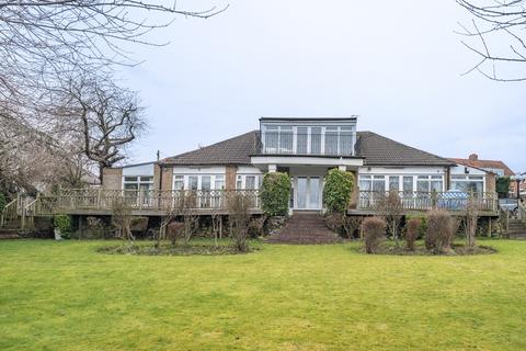 5 bedroom bungalow for sale, West Road, Newcastle Upon Tyne NE15