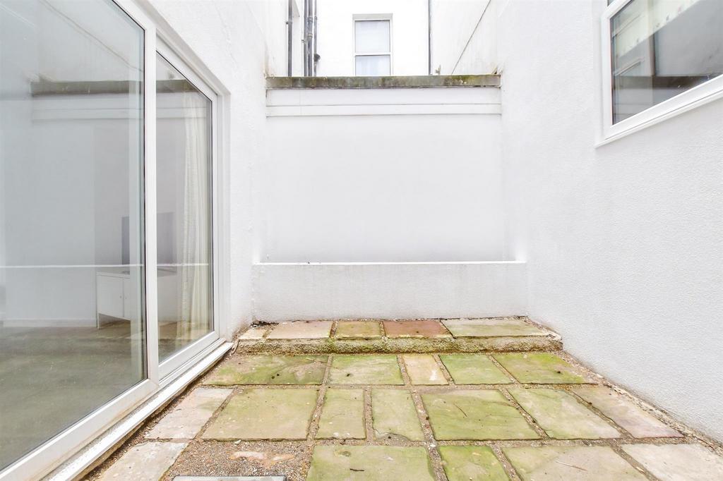 Patio / Decking
