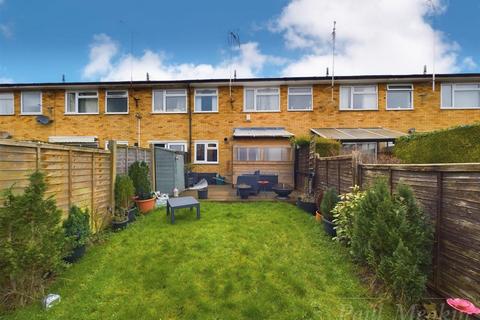 35 Bruce Drive, South Croydon, CR2 8SL