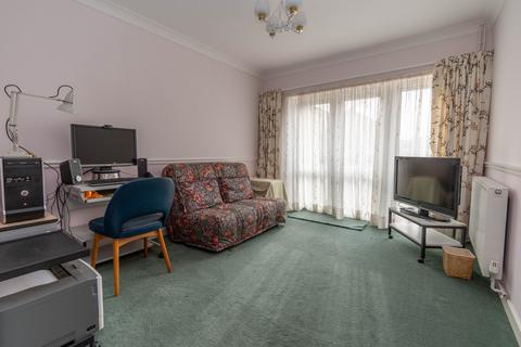 11 Downs Road, Hunstanton, PE36 5HX