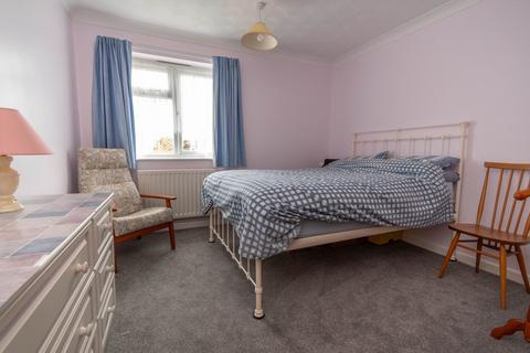 11 Downs Road, Hunstanton, PE36 5HX