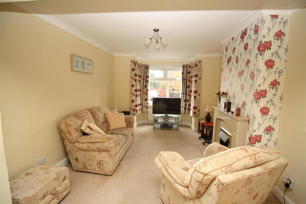 Lounge 2