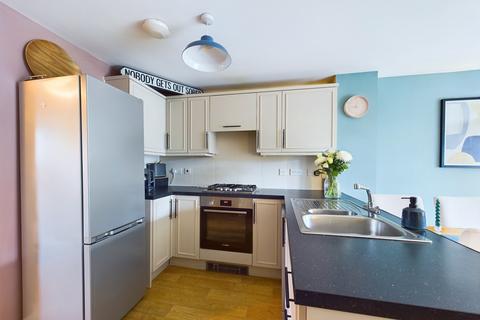 16 Hillside View, Chinnor, OX39 4DE