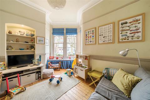 6 bedroom semi-detached house for sale, Kings Avenue, London, N10