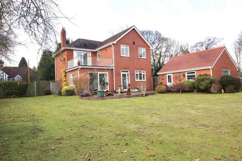 4 bedroom detached house for sale, Greenstiles Lane, Swanland HU14