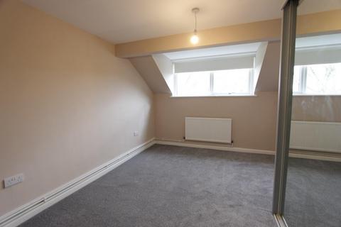 2 bedroom flat to rent, Ormond Road, Jordanthorpe, Sheffield