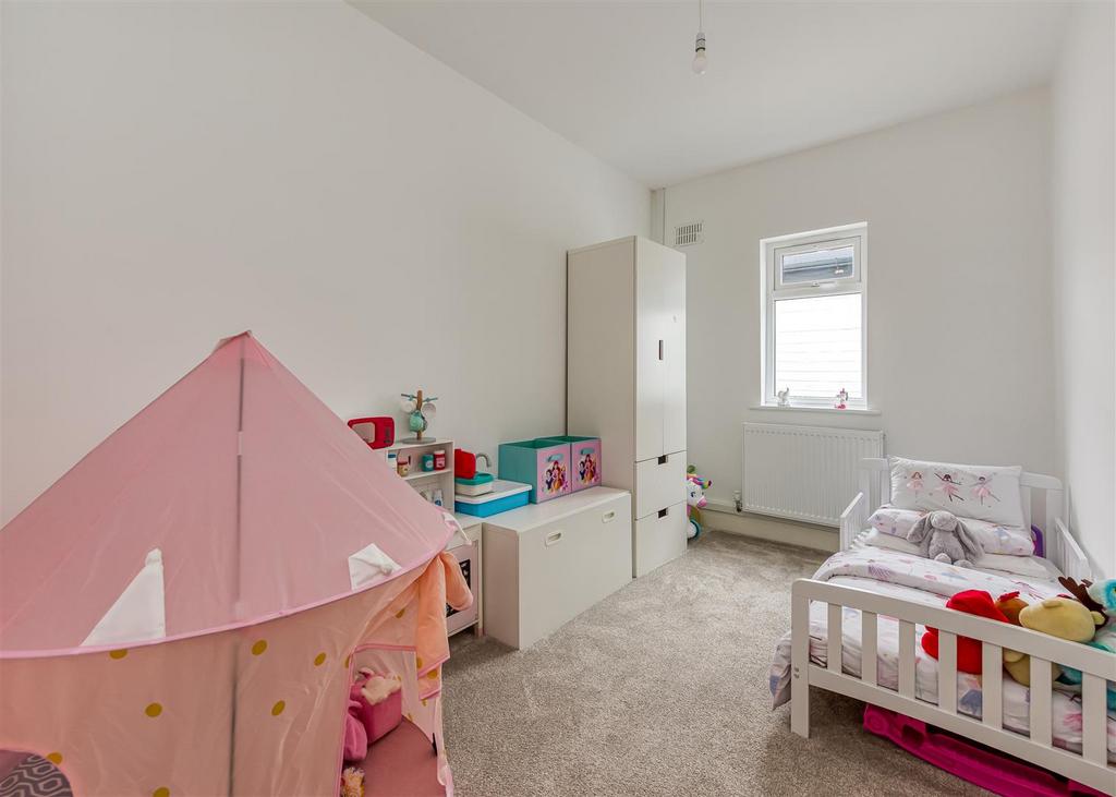 3 Bratch Lane-Bedroom 2.jpg