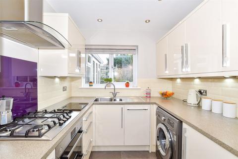 2 bedroom semi-detached house for sale, The Ridgeway, Faversham ME13