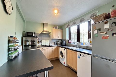 2 bedroom semi-detached house for sale, Lansbury Road, Cradley Heath