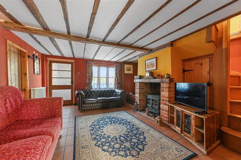 3 bedroom cottage for sale, Queen Street, Great Oakley CO12
