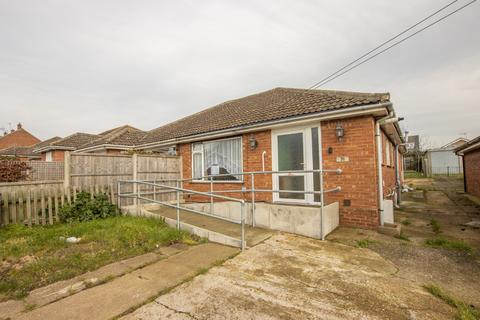 3 bedroom semi-detached bungalow for sale, Waveney Road, Hunstanton