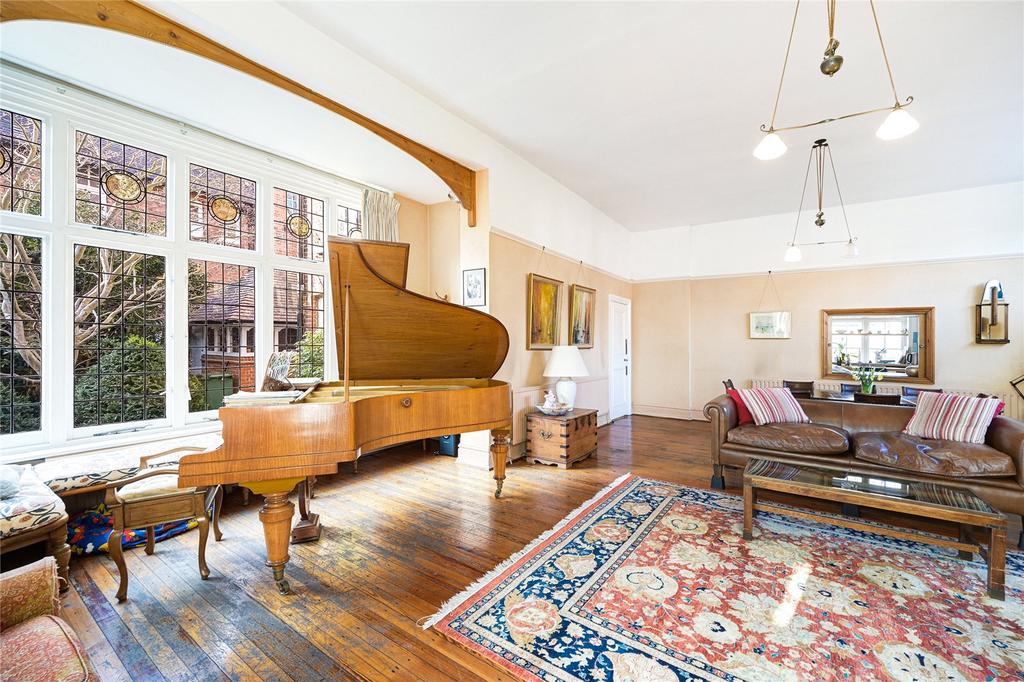 Reception Bay Window