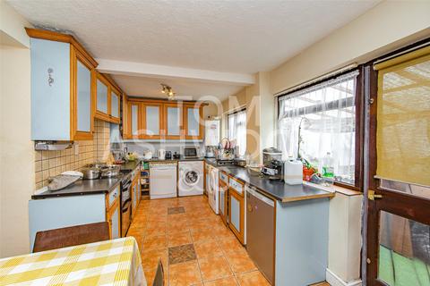 3 bedroom semi-detached house for sale, Goodmayes Lane, Ilford, IG3