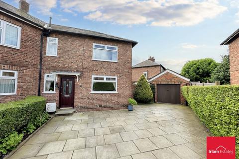 3 bedroom end of terrace house for sale, Hamilton Avenue, Cadishead, M44