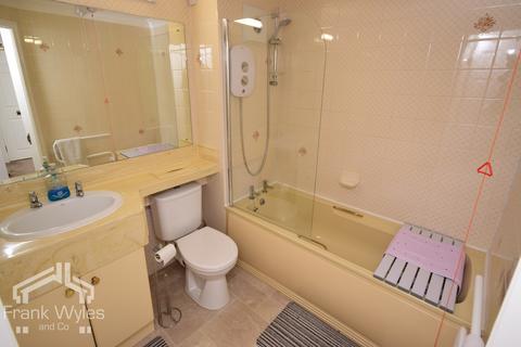 1 bedroom apartment for sale, Flat 26, St Andrews Court, St Andrews Road North, Lytham St. Annes, Lancashire
