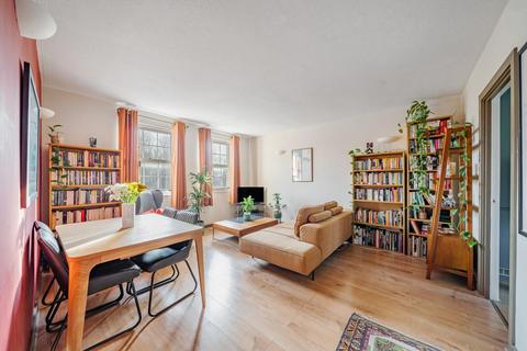 2 bedroom flat for sale, Helena Square, Rotherhithe