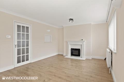 17 Caxton Road, Hoddesdon, EN11 9PD