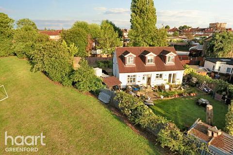 4 bedroom detached bungalow for sale, Enmore Road, Southall