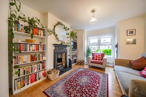 13 Gaitskell Road, London, SE9 2DL