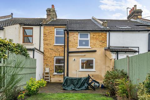 13 Gaitskell Road, London, SE9 2DL