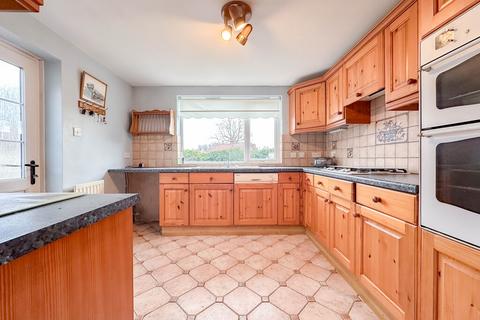 2 bedroom bungalow for sale, Belmont Avenue, Acklam TS5