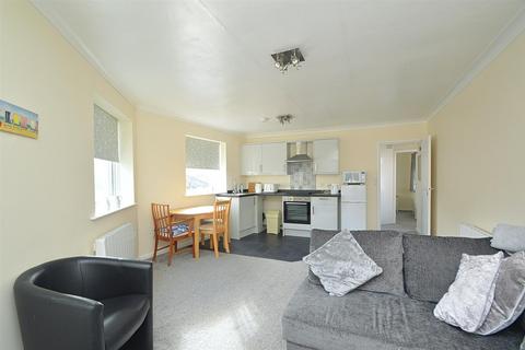 1 bedroom flat for sale, CHAIN FREE * SHANKLIN