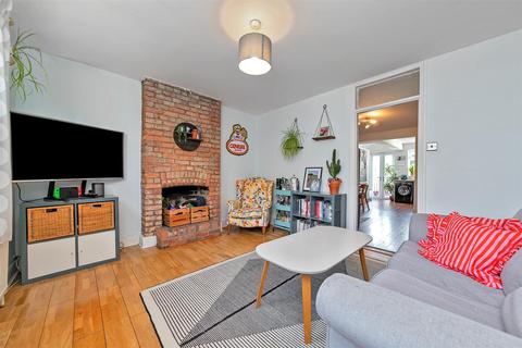 3 bedroom end of terrace house for sale, Cavendish Road, St. Albans