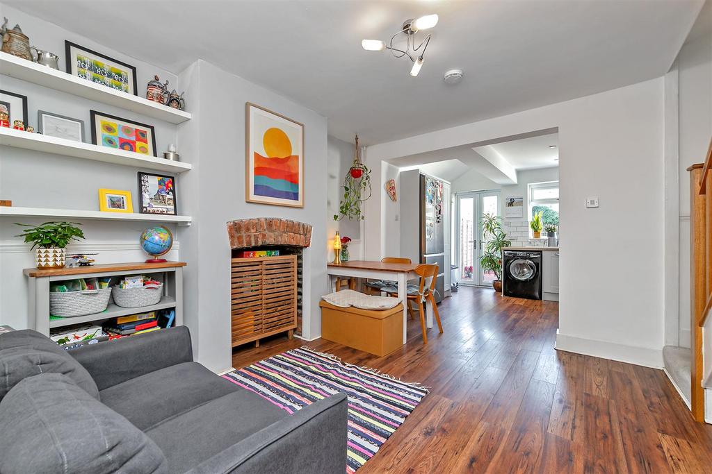 46 Cavendish Road-11.jpg