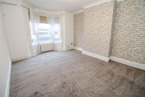 2 bedroom ground floor flat for sale, Third Avenue, Heaton, Newcastle upon Tyne, Tyne and Wear, NE6 5YJ