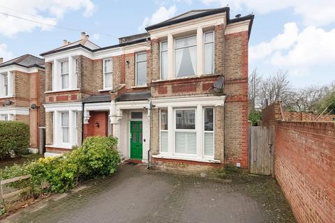 2a Carholme Road, London, SE23 2HS